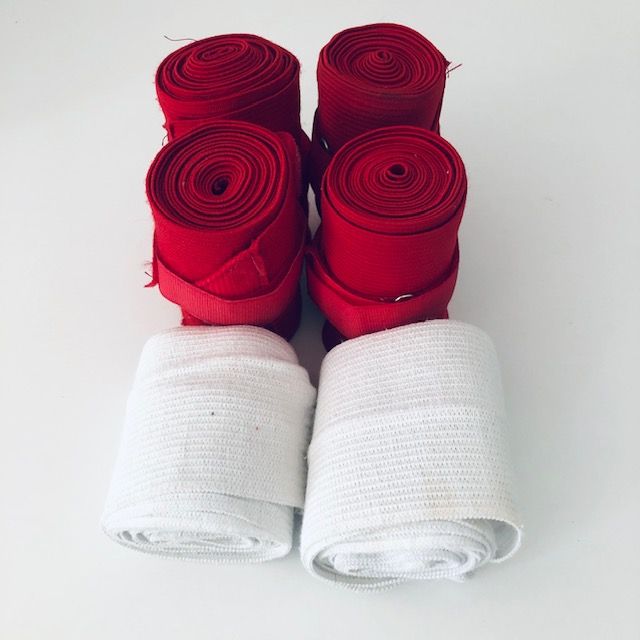 Bandagen rot 4x und 2x weiss Preis für Set