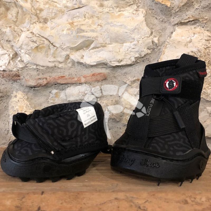 Equine Fusion Recovery Shoe rot oder schwarz Preis pro Paar